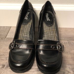 Mudd black heels